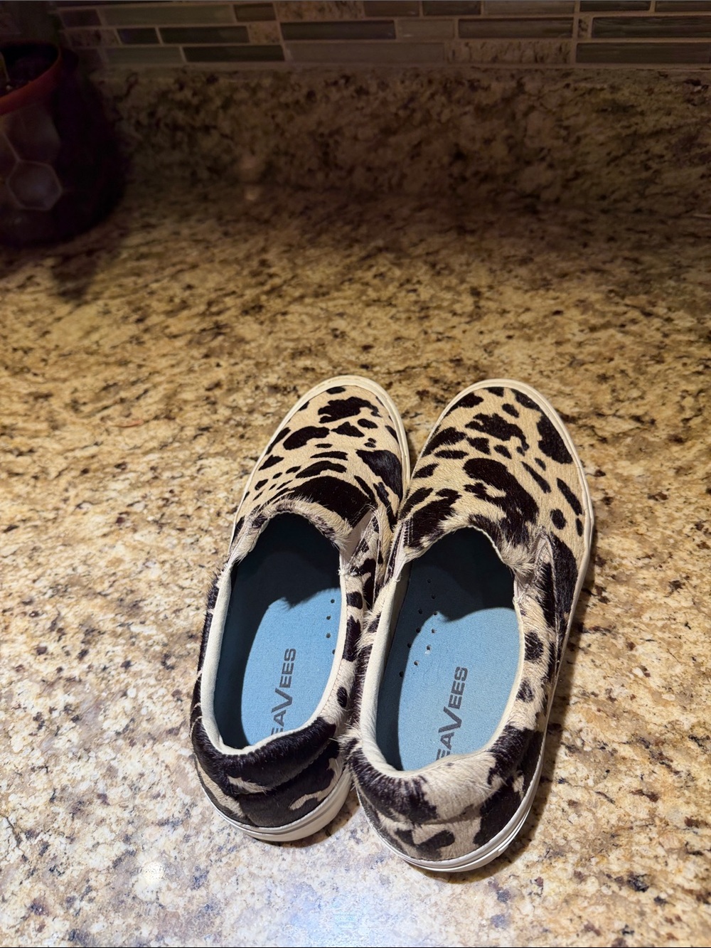 NWOT - SeaVees Cow Print Slip-On Sneakers - Black & Cream - Size 8.5 - Picture 5 of 7